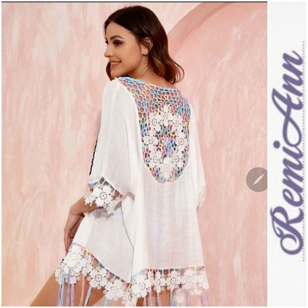 🎉HP🎉 Fringe Trim Lace Detail Kimono